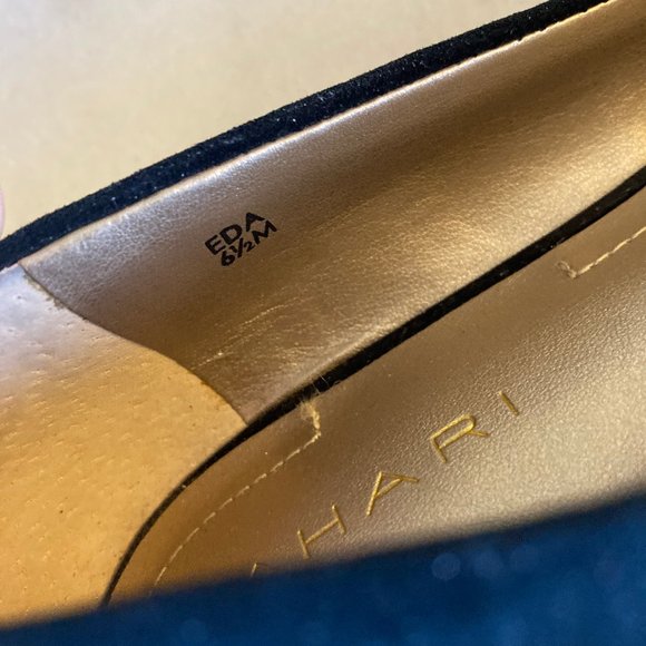 New! Tahari Eda black suede pointed toe flats / shoes with gold trim, block heel - Picture 12 of 13